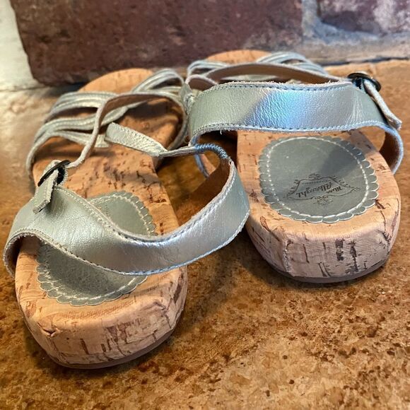 ANTHROPOLOGIE Miss Albright Philadelphia Blue Metallic Leather Strappy Sandals - Picture 4 of 10